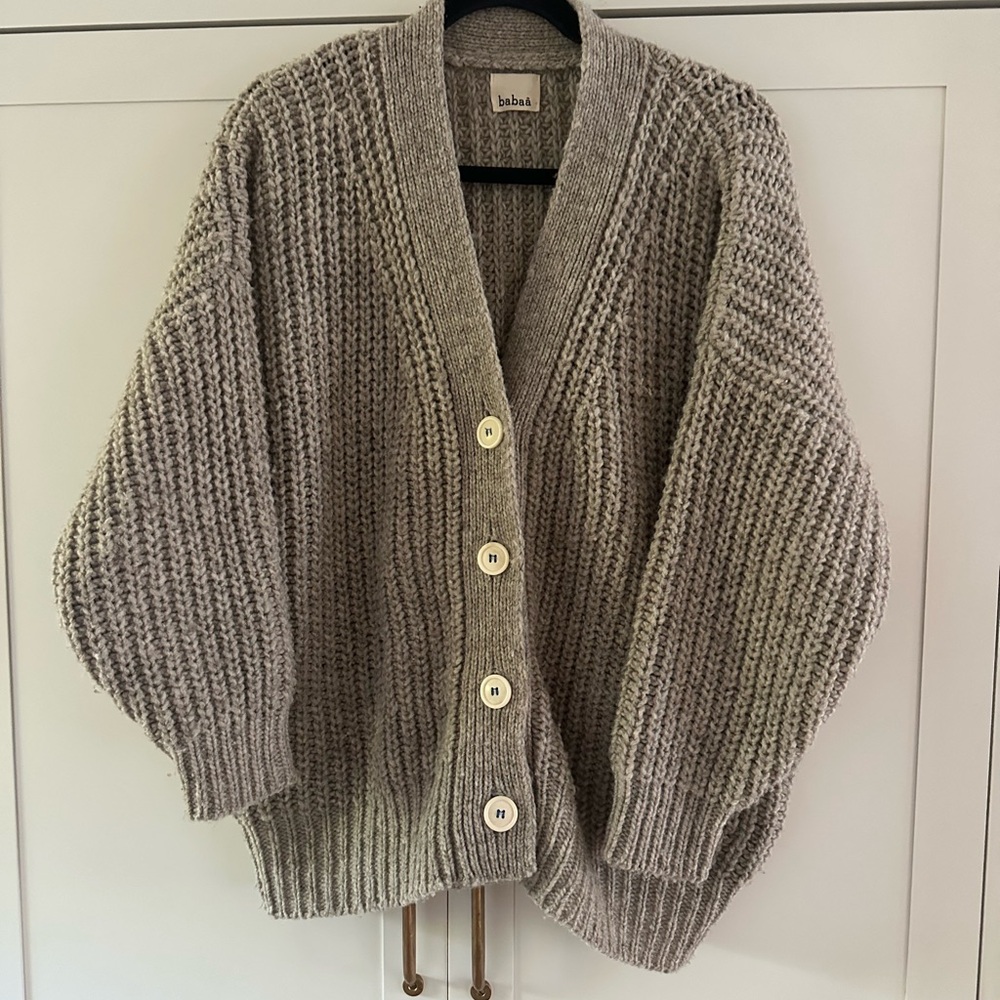 Babaa cardigan oversized fit OS gray chunky knit